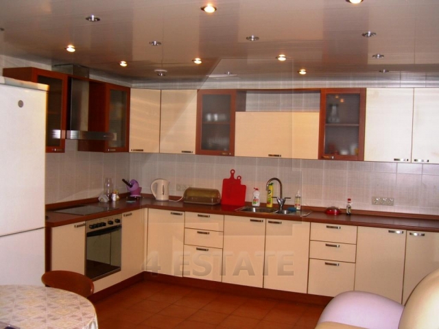 Продажа презентабельного особняка,м.Красносельская.