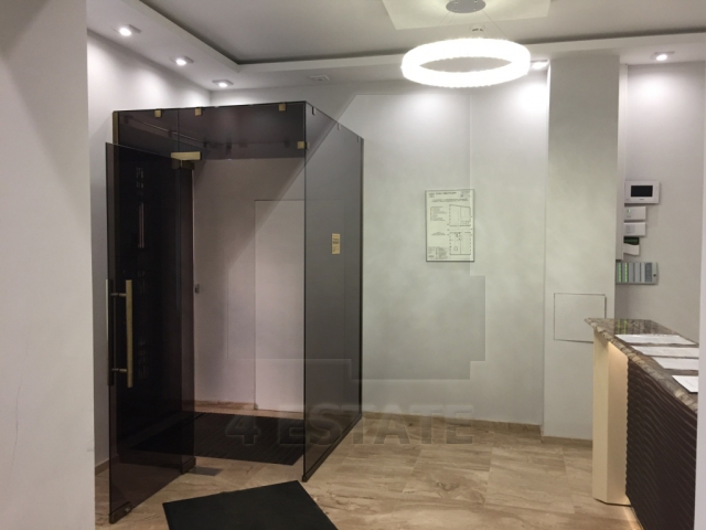 Реконструированный особняк на продажу, м.Курская.