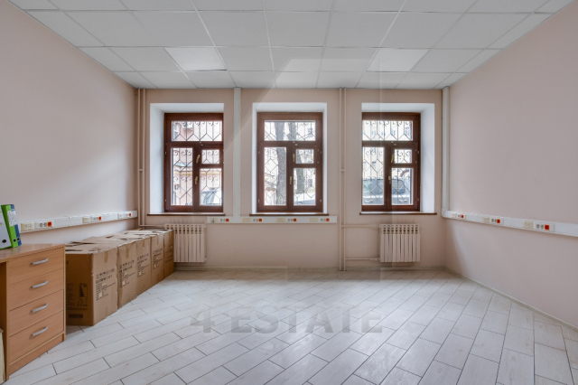 Презентабельный особняк на продажу, м.Курская.