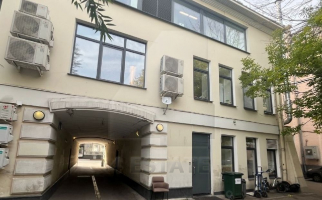 Аренда торгового помещения в особняке класса А, м.Новослободская.