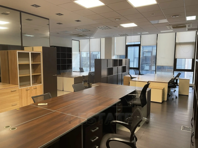 Аренда офиса с мебелью в бизнес центре класса В+, м.Павелецкая.