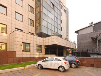 Аренда офисов в бизнес центре класса "В+" м. Дмитровская.