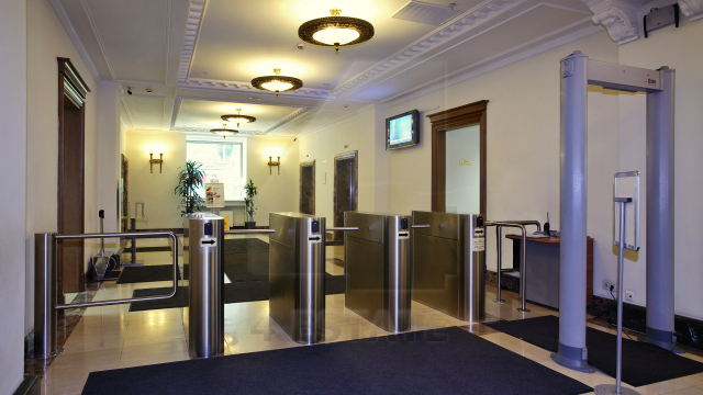 Аренда в деловом комплексе класса А «Central City Tower», ст. м. «Новокузнецкая»