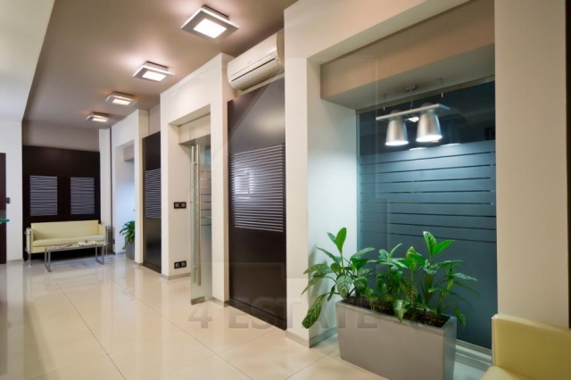 Продажа бизнес центра класса В+, м.Курская.