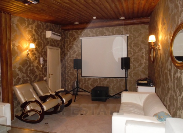 Продажа  особняка на Цветном бульваре.