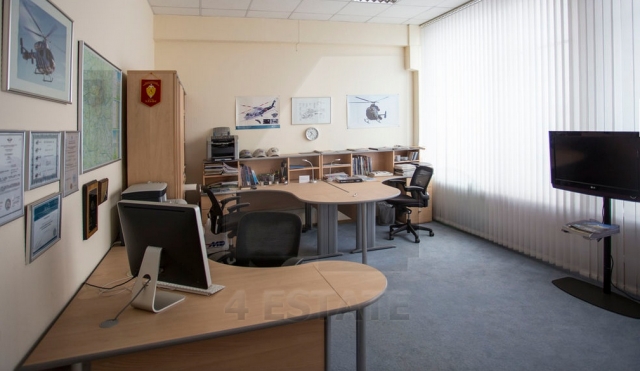 Аренда офисов в бизнес центре класса" В"  на Ленинградском проспекте.