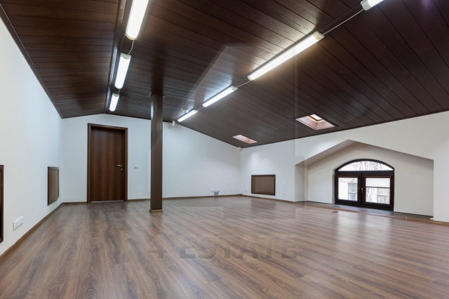 Презентабельный особняк класса В+, м.Арбатская.