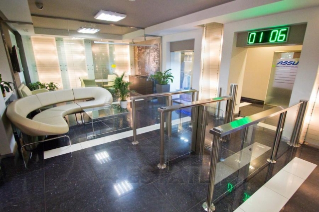 Продажа бизнес центра класса В+, м.Курская.