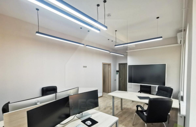 Аренда дизайнерского офиса в БЦ класса В+, м.Новокузнецкая.