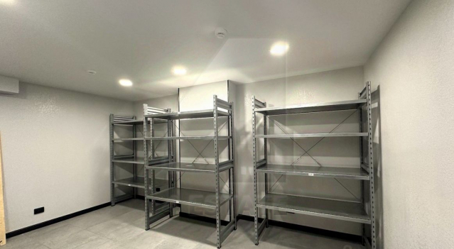 Аренда помещения свободного назначения с отд.входом, м.Менделеевская.