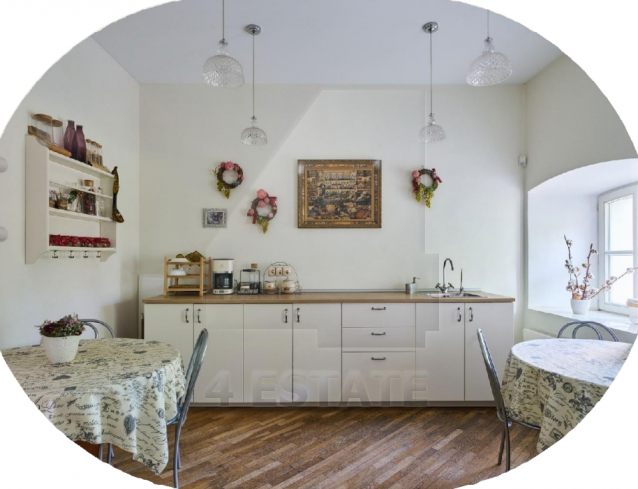 Исторический особняк класса В+, м. Курская.