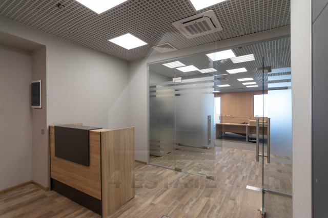 Аренда офисов в бизнес центре "Лотос", м.Нахимовский проспект.