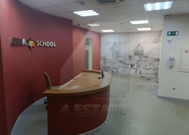 Аренда помещение свободного назначения с отд. входом, м.Новослободская.