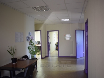 Офисное здание в аренду, м.Автозаводская.