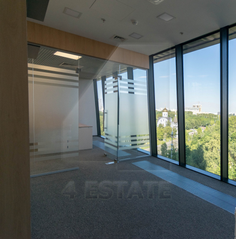 Аренда офисов в бизнес центре "Лотос", м.Нахимовский проспект.