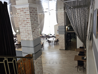 Офисное здание классса В, м. Улица 1905 г.