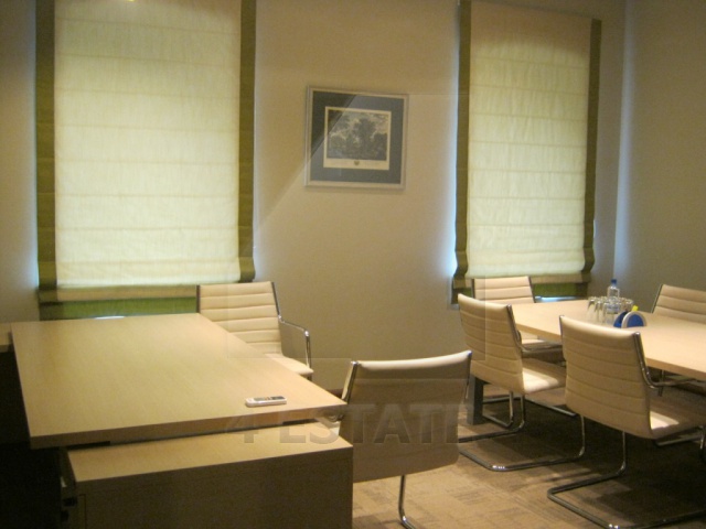 Продажа банковского особняка класса А, м.Менделеевская.