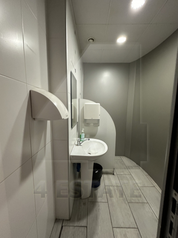 Предлагается на продажу презентабельный особняк класса А, м.Чистые пруды.