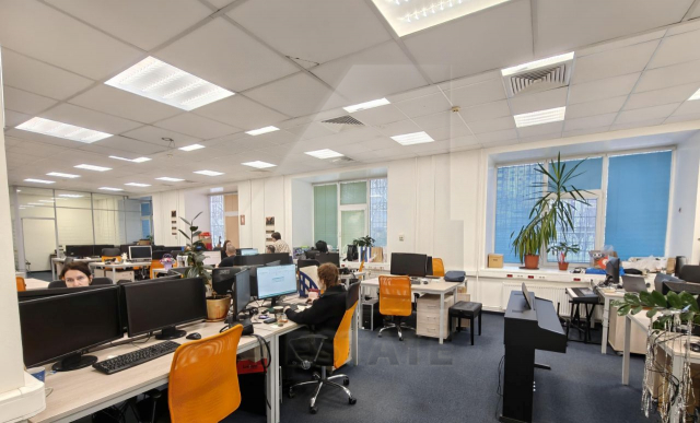 Аренда  офисов в бизнес комплексе, м.Марксистская.