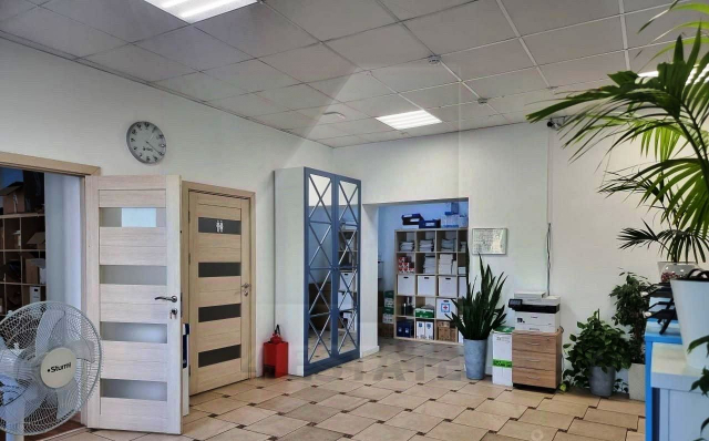 Презентабельный особняк в аренду, м.Народное ополчения.