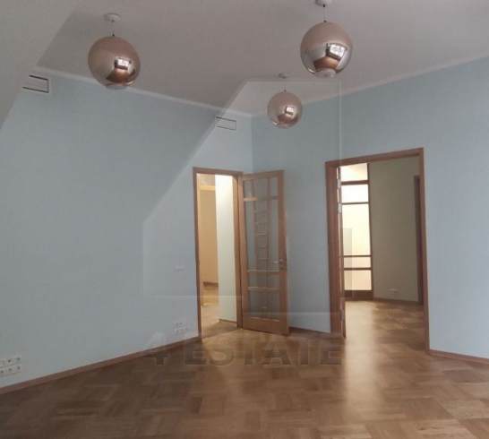 Представительский офис с отд. входом, м.Трубная.