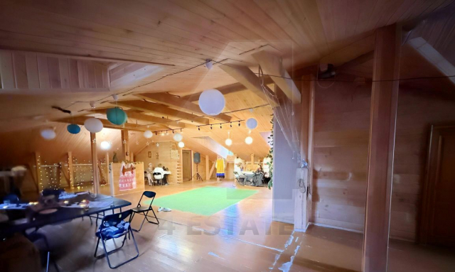 Реконструированный особняк класса В+, м.Достоевская.