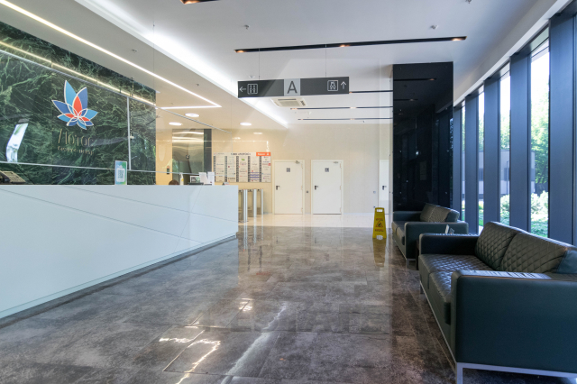 Аренда офисов в бизнес центре "Лотос", м.Нахимовский проспект.