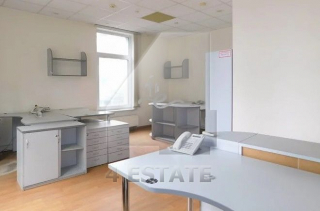 Презентабельный офис с отд. входом, м.Кропоткинская.