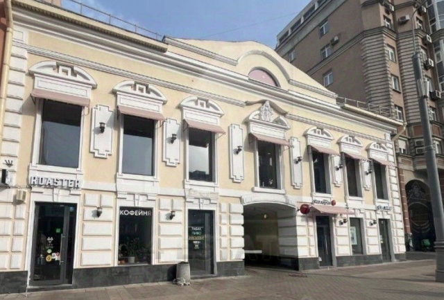 Аренда торгового помещения в особняке класса А, м.Новослободская.