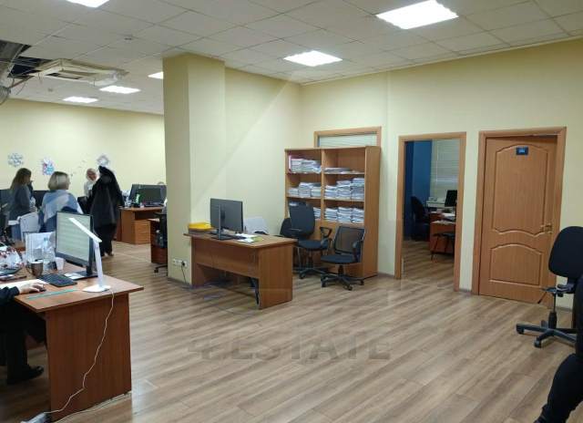 Аренда офисов в бизнес центр класса В+, м.Бауманская.