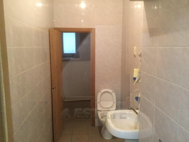 Аренда цокольного этажа в жилом доме м. Бауманская.