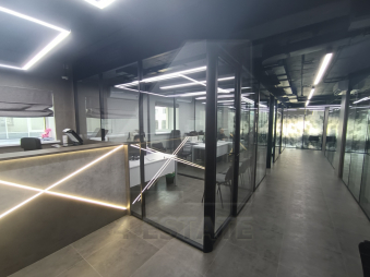 Аренда в бизнес центре класса В+, м.Новослободская.