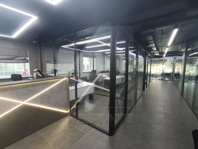 Аренда в бизнес центре класса В+, м.Новослободская.