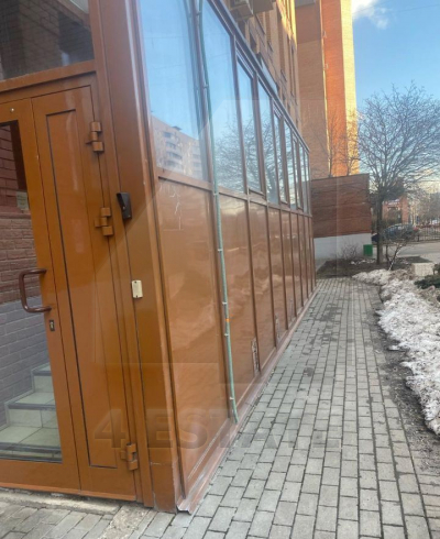 Офисное помещение с отдельным входом, м. Менделеевская.