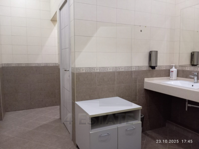 Аренда в бизнес-центре класса А, м.Театральная.