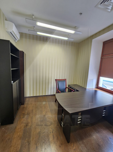 Представительский офис с мебелью в особняке класса А, м.Арбатская.