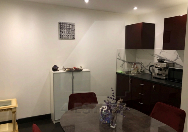 Аренда презентабельного офиса с отд. входом, м.Кропоткинская.