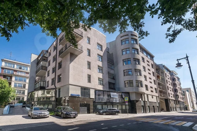 Презентабельный офис с отд. входом, м.Кропоткинская.