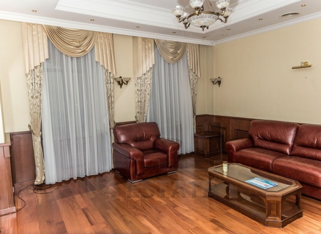 Продажа презентабельного особняка класса "PREMIUM", м. Парк культуры.