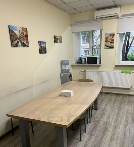 Аренда презентабельного особняка, м. Ул.1905г.