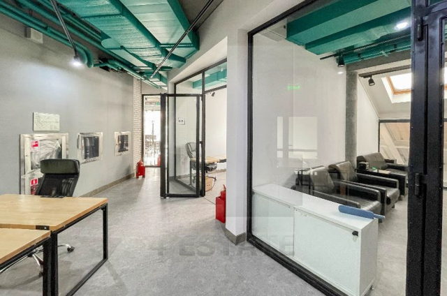 Аренда в бизнес центре класса В+, м.Менделеевская.