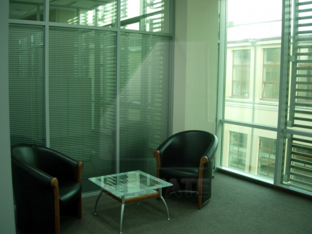 Продажа офиса в бизнес центре "Яуза Тауэр 2" класса А, м.Бауманская.