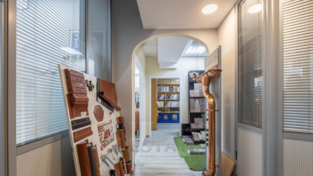 Продажа офиса в бизнес-центре класса В+, м.Бауманская.               