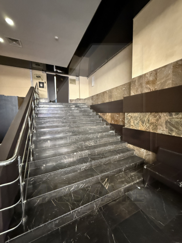 Продажа офиса в бизнес-центре класса В+, м.Бауманская.               