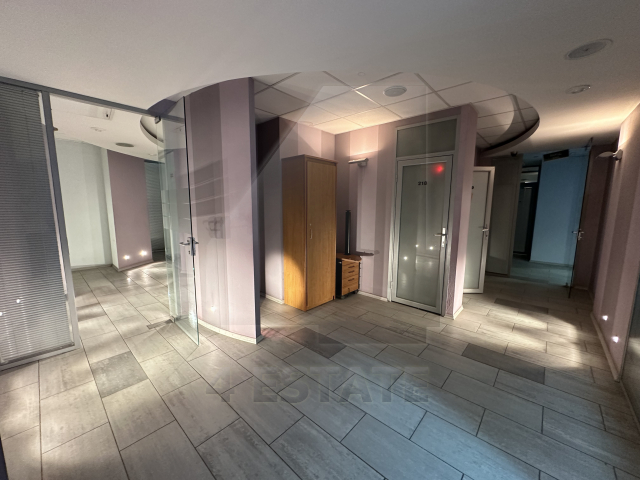 Предлагается на продажу презентабельный особняк класса А, м.Чистые пруды.