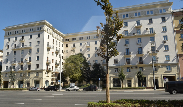 Торговое помещение с отд. входом, м.Баррикадная