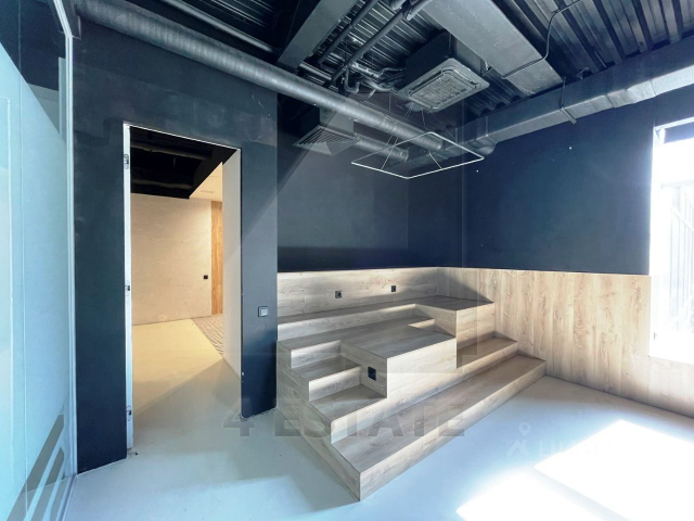 Бизнес-центр "Слободской", м.Автозаводская.