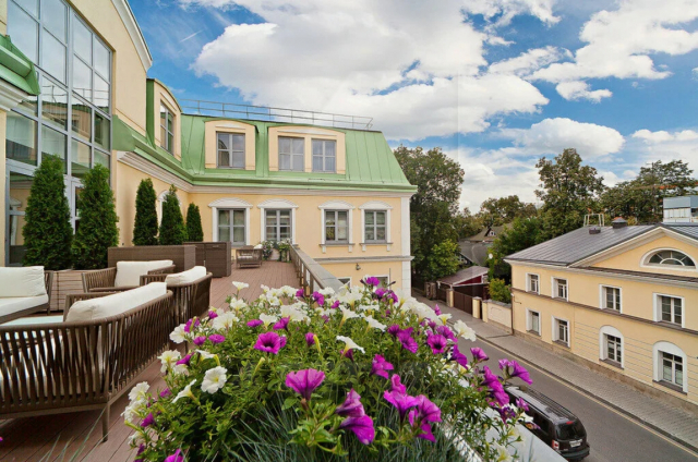 Аренда в бизнес центре класса А, м.Полянка.