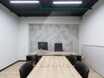 Аренда помещения с отдельным входом, м.Спортивная