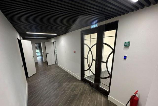 Аренда представительского офиса в элитном ЖК с отдельным входом, м.Цветной б-р.